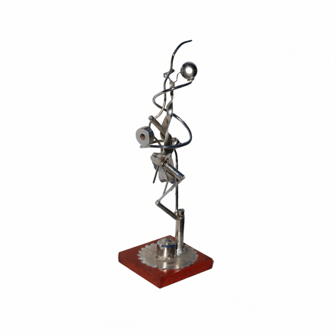 Ensayo con movimiento 40 x 23 x 28 cm